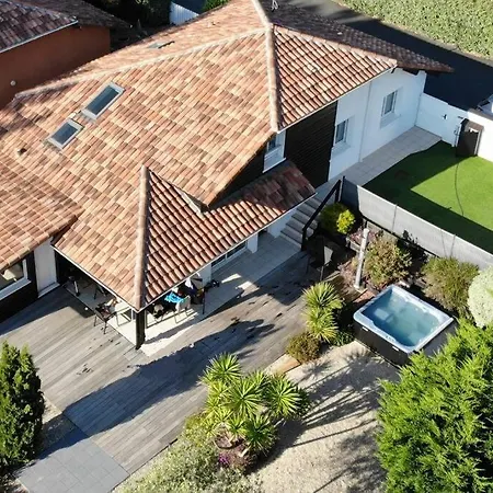 Ocean's Four Semesterbostad *